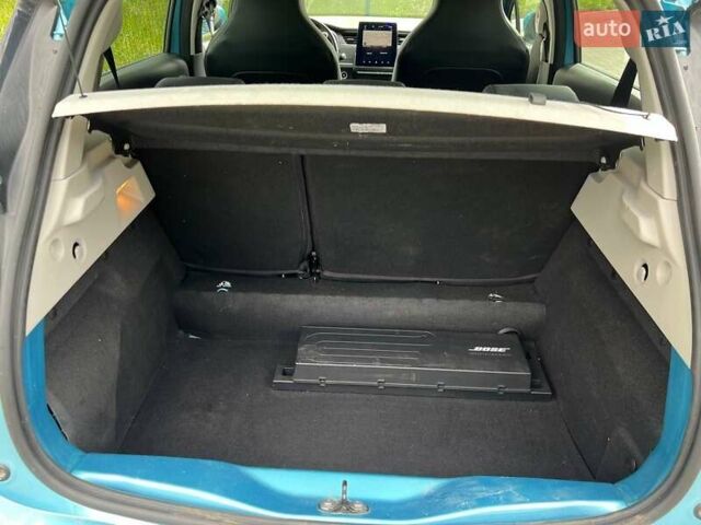 Рено Зое 2019 в Киеве на Automoto.ua Синий Рено Зое, объемом двигателя 0 л и пробегом 104 тыс. км за 12499 $, фото 14 на Automoto.ua