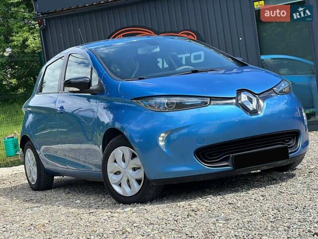 Синий Рено Зое, объемом двигателя 0 л и пробегом 47 тыс. км за 9599 $, фото 3 на Automoto.ua