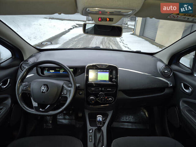 Синий Рено Зое, объемом двигателя 0 л и пробегом 136 тыс. км за 8700 $, фото 11 на Automoto.ua