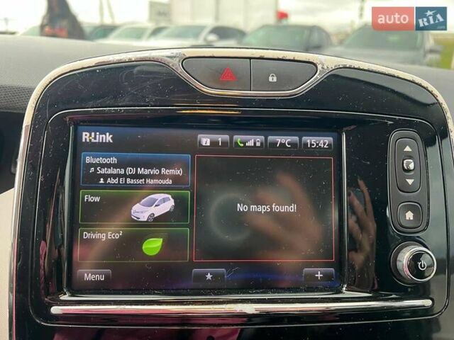 Синий Рено Зое, объемом двигателя 0 л и пробегом 55 тыс. км за 11490 $, фото 26 на Automoto.ua