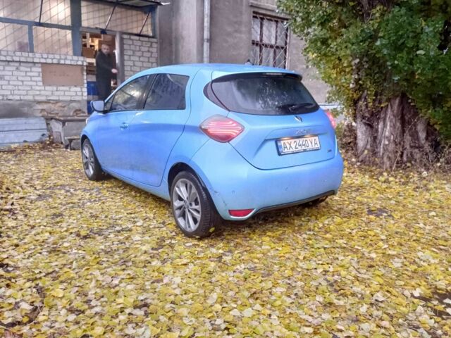 Синий Рено Зое, объемом двигателя 0 л и пробегом 120 тыс. км за 11300 $, фото 2 на Automoto.ua