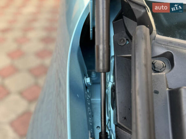 Синий Рено Зое, объемом двигателя 0 л и пробегом 87 тыс. км за 10999 $, фото 39 на Automoto.ua