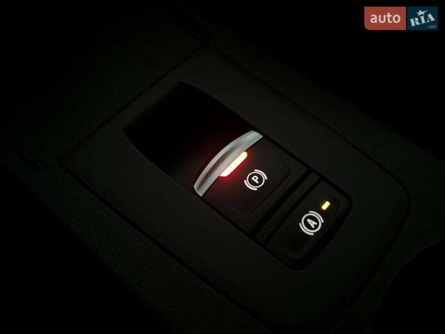 Синій Рено Зое, об'ємом двигуна 0 л та пробігом 90 тис. км за 12900 $, фото 18 на Automoto.ua