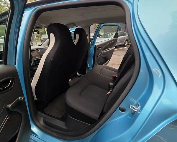 Синій Рено Зое, об'ємом двигуна 0 л та пробігом 58 тис. км за 13000 $, фото 11 на Automoto.ua