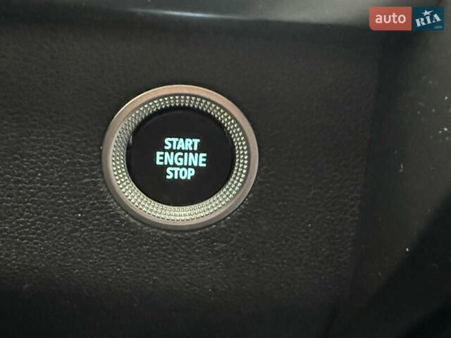 Синий Рено Зое, объемом двигателя 0 л и пробегом 75 тыс. км за 13300 $, фото 34 на Automoto.ua