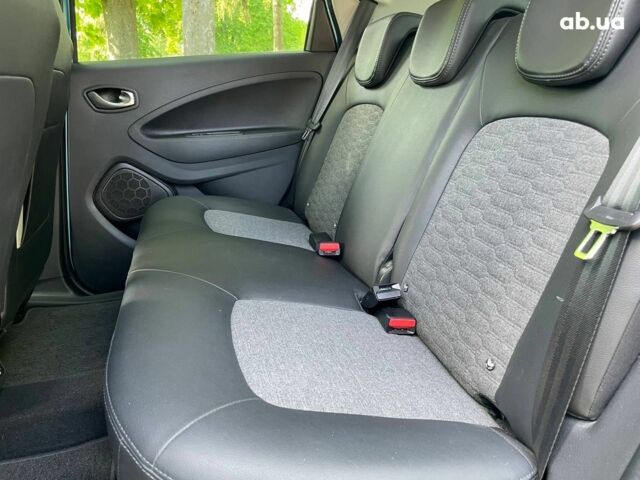 Синий Рено Зое, объемом двигателя 0 л и пробегом 83 тыс. км за 13890 $, фото 24 на Automoto.ua