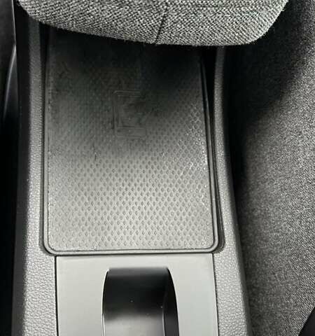 Синій Рено Зое, об'ємом двигуна 0 л та пробігом 57 тис. км за 12300 $, фото 11 на Automoto.ua