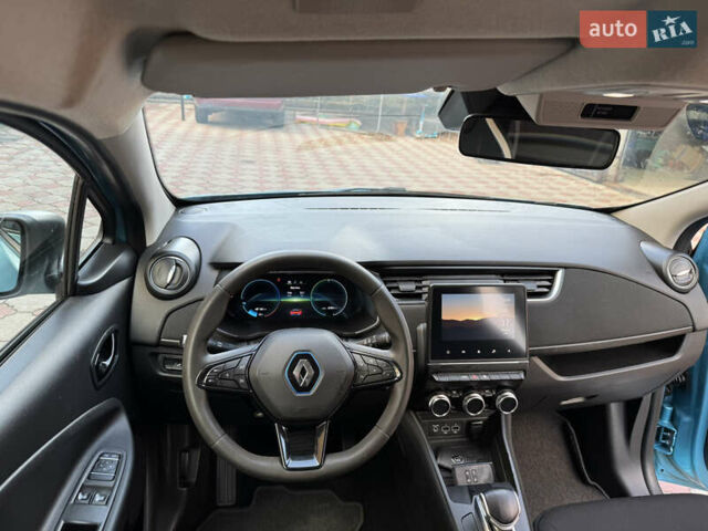 Синий Рено Зое, объемом двигателя 0 л и пробегом 87 тыс. км за 10999 $, фото 27 на Automoto.ua