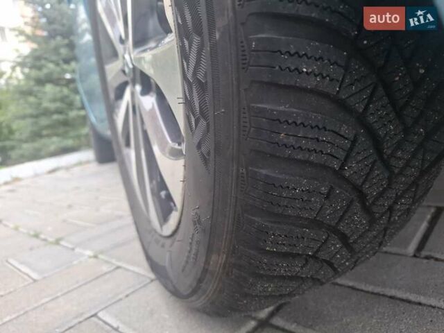 Рено Зое 2020 в Ровно на Automoto.ua Синий Рено Зое, объемом двигателя 0 л и пробегом 25 тыс. км за 11500 $, фото 19 на Automoto.ua