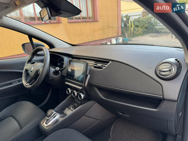 Синий Рено Зое, объемом двигателя 0 л и пробегом 87 тыс. км за 10999 $, фото 34 на Automoto.ua