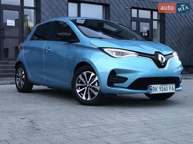 Синій Рено Зое, об'ємом двигуна 0 л та пробігом 25 тис. км за 11800 $, фото 1 на Automoto.ua