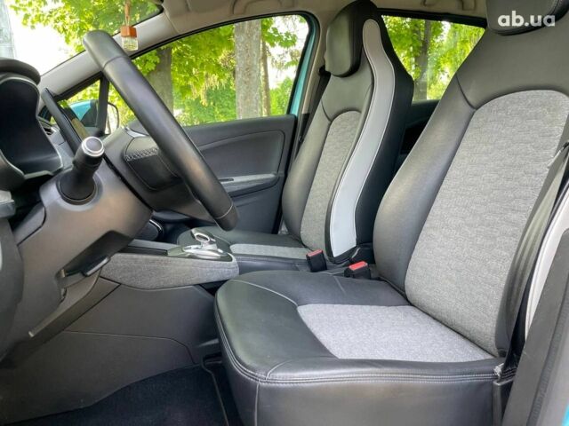 Синий Рено Зое, объемом двигателя 0 л и пробегом 83 тыс. км за 13890 $, фото 13 на Automoto.ua