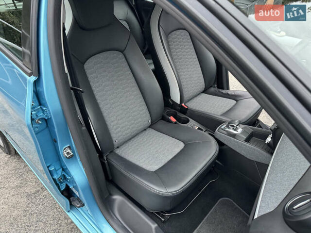 Синий Рено Зое, объемом двигателя 0 л и пробегом 56 тыс. км за 12999 $, фото 26 на Automoto.ua