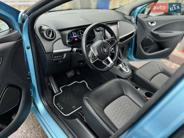 Синий Рено Зое, объемом двигателя 0 л и пробегом 91 тыс. км за 12200 $, фото 12 на Automoto.ua