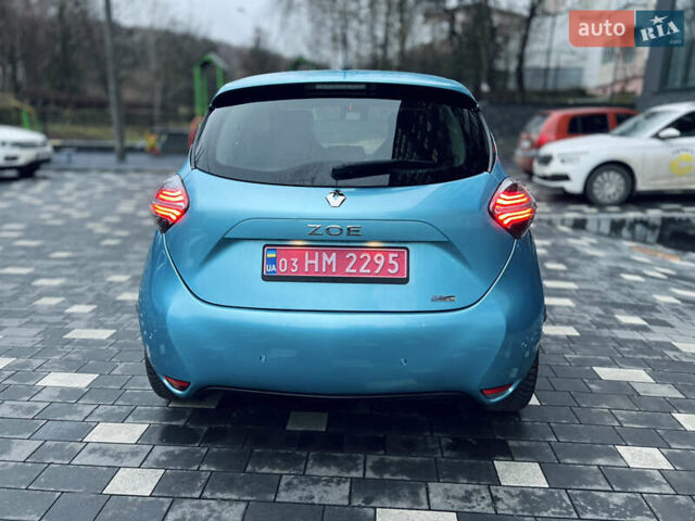 Синий Рено Зое, объемом двигателя 0 л и пробегом 91 тыс. км за 12200 $, фото 5 на Automoto.ua