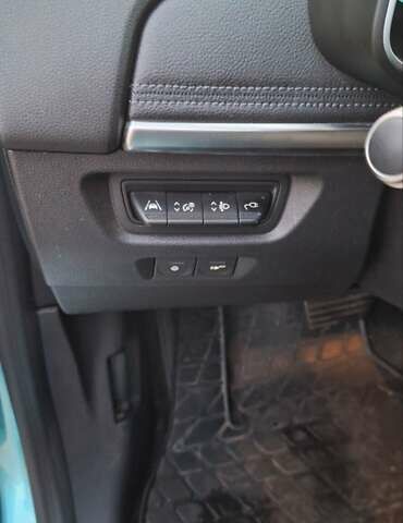 Синий Рено Зое, объемом двигателя 0 л и пробегом 85 тыс. км за 13999 $, фото 20 на Automoto.ua