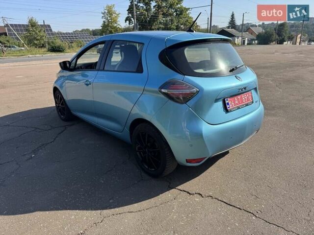 Синий Рено Зое, объемом двигателя 0 л и пробегом 72 тыс. км за 11800 $, фото 3 на Automoto.ua