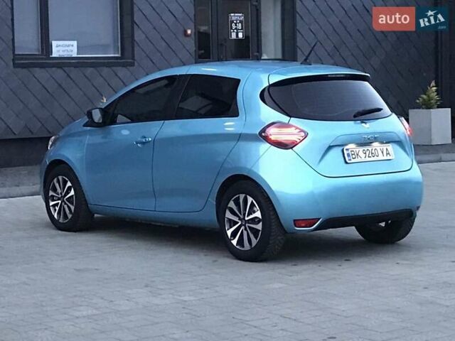 Синій Рено Зое, об'ємом двигуна 0 л та пробігом 25 тис. км за 11800 $, фото 3 на Automoto.ua