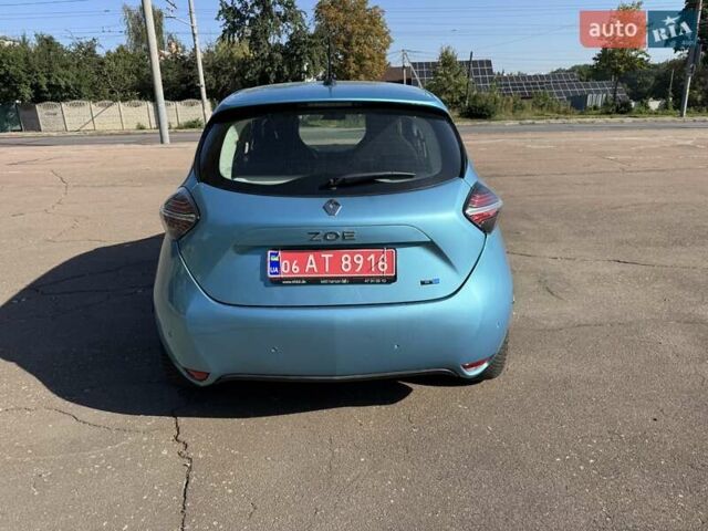 Синий Рено Зое, объемом двигателя 0 л и пробегом 72 тыс. км за 11800 $, фото 5 на Automoto.ua