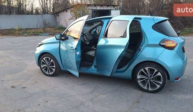 Синий Рено Зое, объемом двигателя 0 л и пробегом 85 тыс. км за 13999 $, фото 1 на Automoto.ua