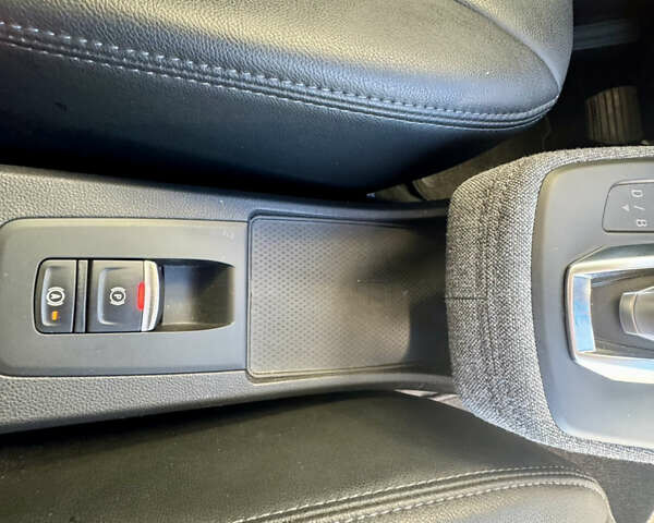 Рено Зое 2020 у Луцьку на Automoto.ua Синій Рено Зое, об'ємом двигуна 0 л та пробігом 38 тис. км за 14600 $, фото 39 на Automoto.ua