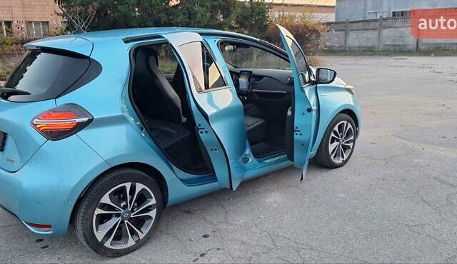 Синий Рено Зое, объемом двигателя 0 л и пробегом 85 тыс. км за 13999 $, фото 17 на Automoto.ua