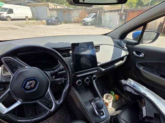 Рено Зое 2020 в Кривом Роге на Automoto.ua Синий Рено Зое, объемом двигателя 0 л и пробегом 170 тыс. км за 7999 $, фото 5 на Automoto.ua