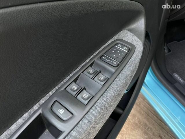 Синий Рено Зое, объемом двигателя 0 л и пробегом 83 тыс. км за 13890 $, фото 12 на Automoto.ua