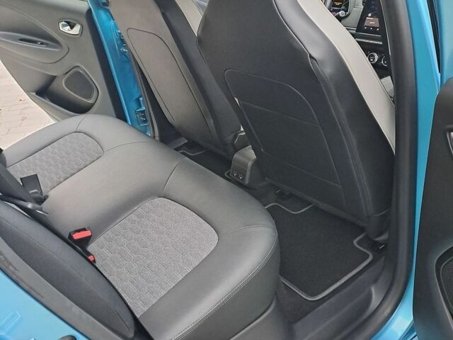Синий Рено Зое, объемом двигателя 0 л и пробегом 61 тыс. км за 14500 $, фото 14 на Automoto.ua
