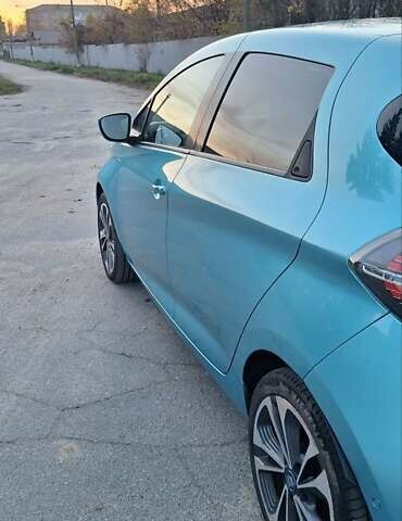 Синий Рено Зое, объемом двигателя 0 л и пробегом 85 тыс. км за 13999 $, фото 3 на Automoto.ua