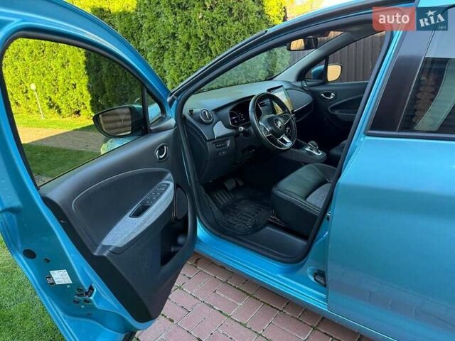 Синий Рено Зое, объемом двигателя 0 л и пробегом 39 тыс. км за 13700 $, фото 26 на Automoto.ua