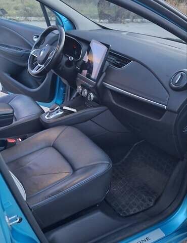 Синий Рено Зое, объемом двигателя 0 л и пробегом 85 тыс. км за 13999 $, фото 25 на Automoto.ua