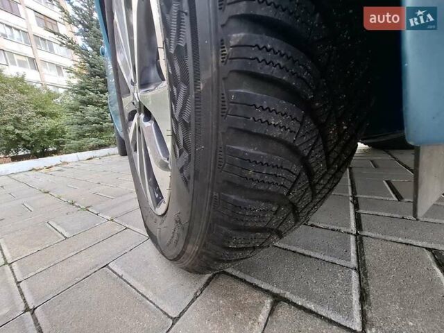 Синий Рено Зое, объемом двигателя 0 л и пробегом 28 тыс. км за 11600 $, фото 2 на Automoto.ua