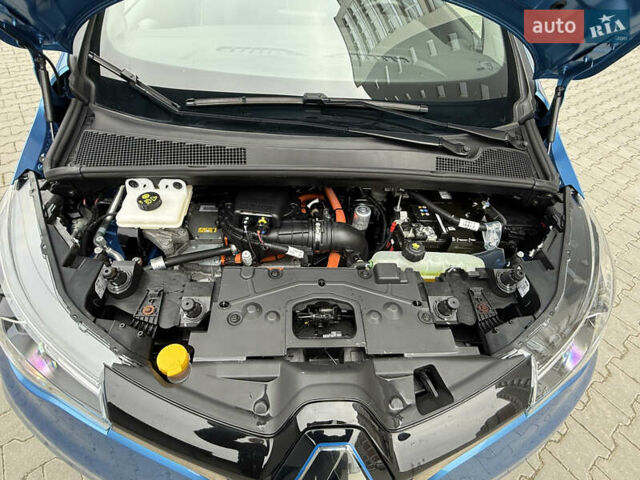 Синий Рено Зое, объемом двигателя 0 л и пробегом 75 тыс. км за 13300 $, фото 63 на Automoto.ua