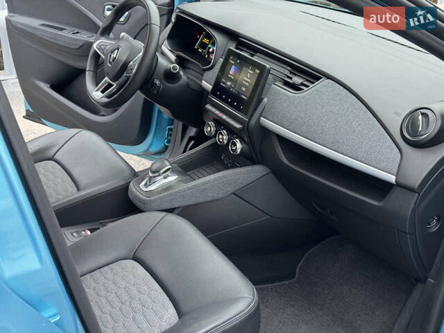 Синий Рено Зое, объемом двигателя 0 л и пробегом 56 тыс. км за 12999 $, фото 29 на Automoto.ua