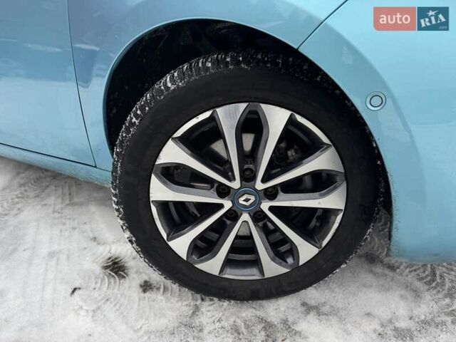Синій Рено Зое, об'ємом двигуна 0 л та пробігом 86 тис. км за 13800 $, фото 4 на Automoto.ua