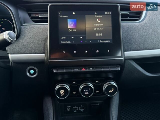 Синій Рено Зое, об'ємом двигуна 0 л та пробігом 93 тис. км за 11800 $, фото 27 на Automoto.ua