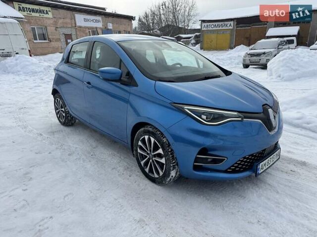 Синий Рено Зое, объемом двигателя 0 л и пробегом 77 тыс. км за 13000 $, фото 3 на Automoto.ua