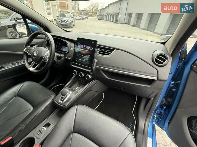 Синий Рено Зое, объемом двигателя 0 л и пробегом 75 тыс. км за 13300 $, фото 17 на Automoto.ua