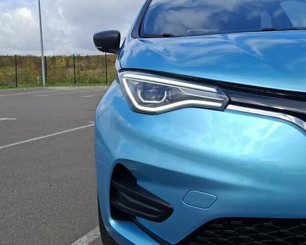Синий Рено Зое, объемом двигателя 0 л и пробегом 25 тыс. км за 11800 $, фото 16 на Automoto.ua