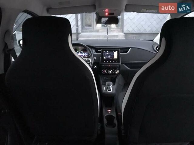 Рено Зое 2020 в Ровно на Automoto.ua Синий Рено Зое, объемом двигателя 0 л и пробегом 25 тыс. км за 11500 $, фото 11 на Automoto.ua