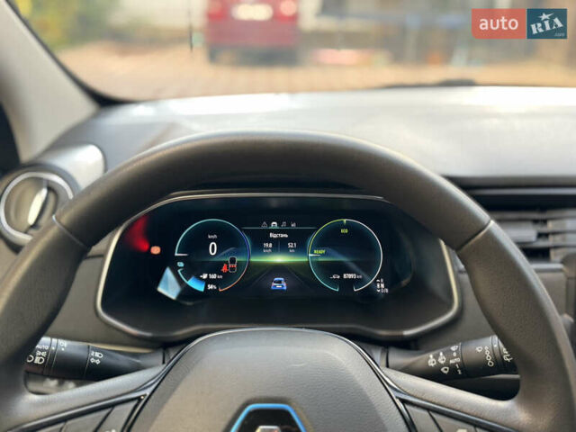 Синій Рено Зое, об'ємом двигуна 0 л та пробігом 87 тис. км за 10999 $, фото 44 на Automoto.ua