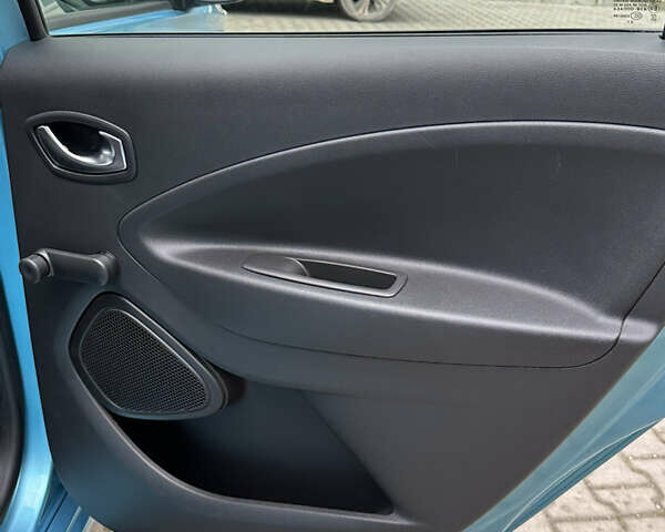 Синій Рено Зое, об'ємом двигуна 0 л та пробігом 47 тис. км за 12300 $, фото 20 на Automoto.ua