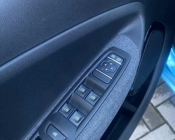 Синий Рено Зое, объемом двигателя 0 л и пробегом 43 тыс. км за 13800 $, фото 10 на Automoto.ua