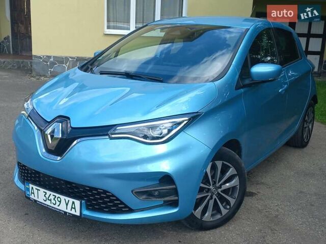 Синий Рено Зое, объемом двигателя 0 л и пробегом 88 тыс. км за 12711 $, фото 2 на Automoto.ua