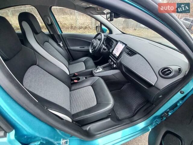 Синий Рено Зое, объемом двигателя 0 л и пробегом 88 тыс. км за 12711 $, фото 14 на Automoto.ua