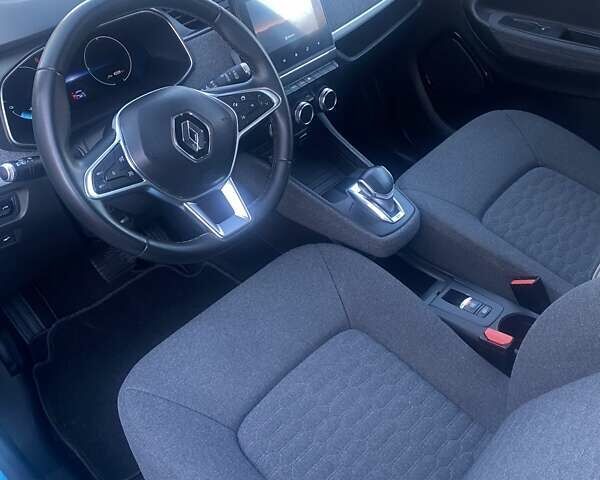 Синий Рено Зое, объемом двигателя 0 л и пробегом 43 тыс. км за 13800 $, фото 17 на Automoto.ua