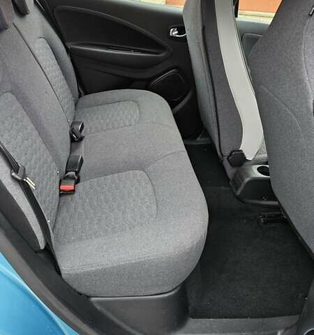 Синий Рено Зое, объемом двигателя 0 л и пробегом 49 тыс. км за 14500 $, фото 28 на Automoto.ua