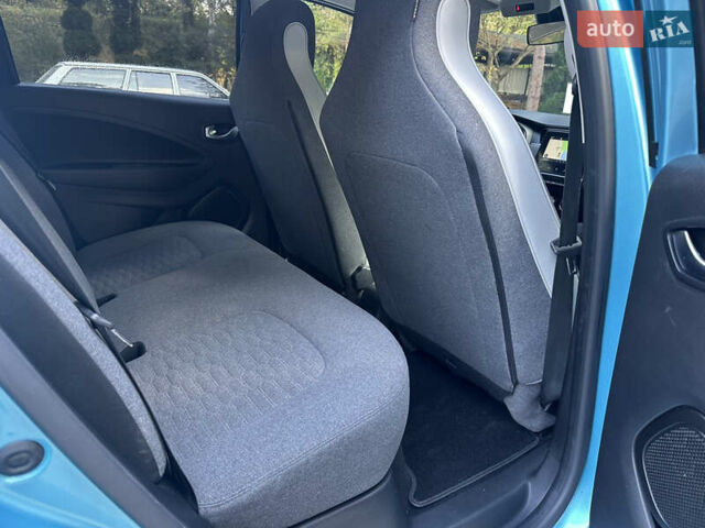 Синий Рено Зое, объемом двигателя 0 л и пробегом 50 тыс. км за 11700 $, фото 37 на Automoto.ua