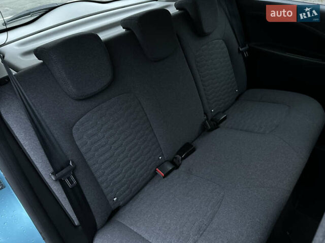 Синій Рено Зое, об'ємом двигуна 0 л та пробігом 39 тис. км за 13990 $, фото 40 на Automoto.ua